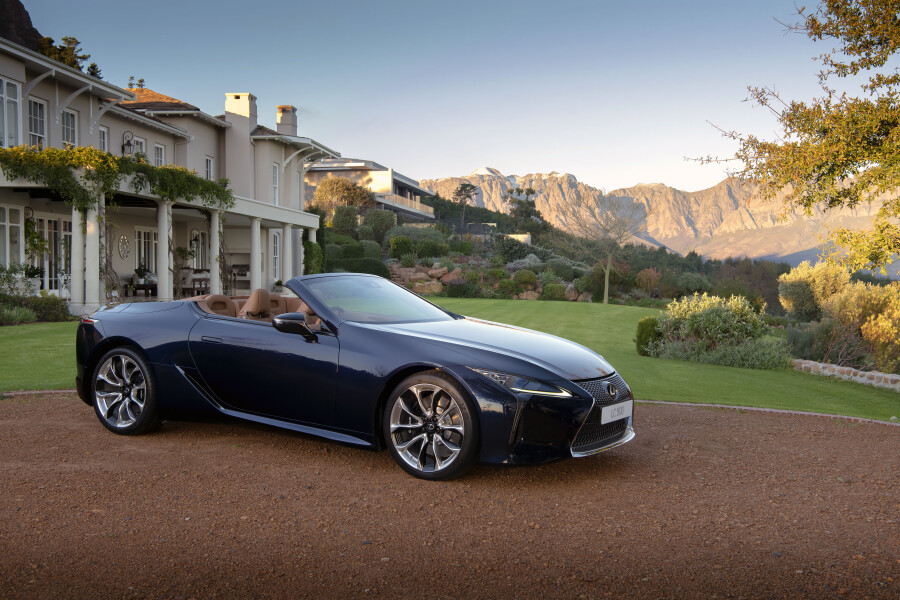 LEXUS LC CONVERTIBLE