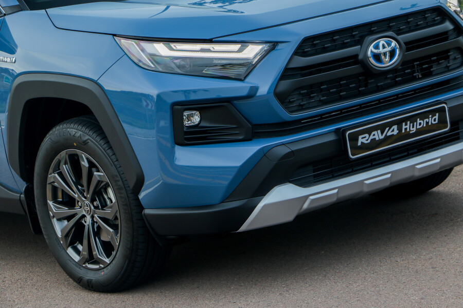 Toyota Rav4 GXR Hybrid E-Four