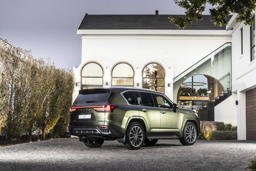 NEW-GENERATION LEXUS LX