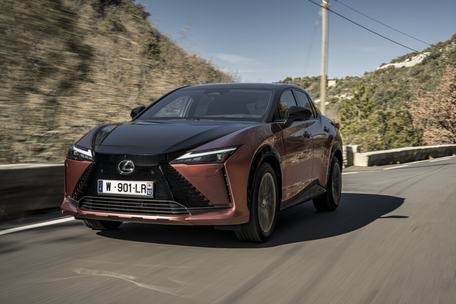 LEXUS DRIVING SIGNATURE REIMAGINED WITH RZ BATTERY ELECTRIC SUV