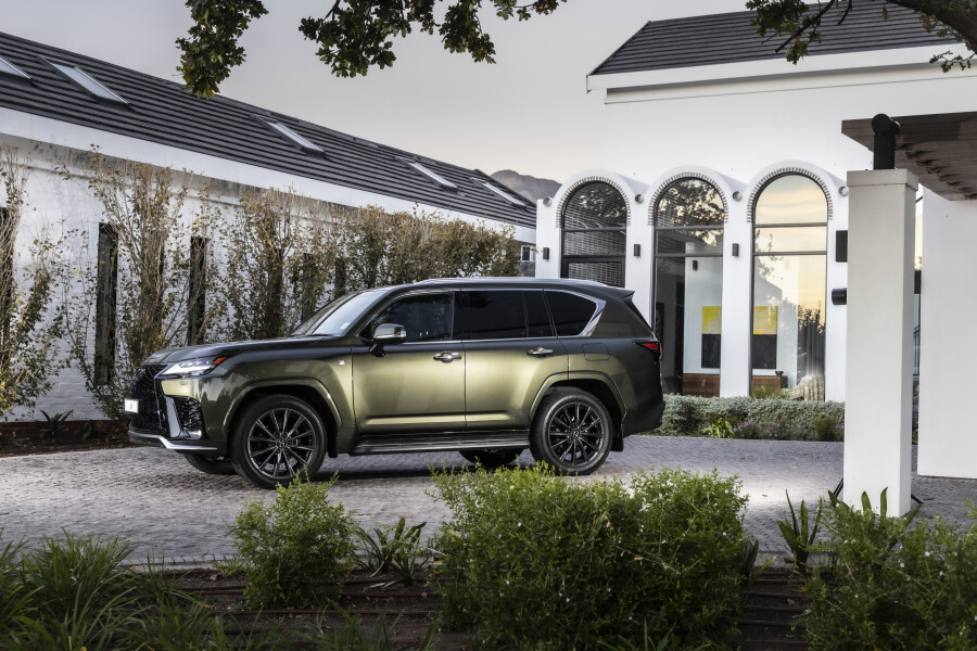 Lexus LX 600 2023