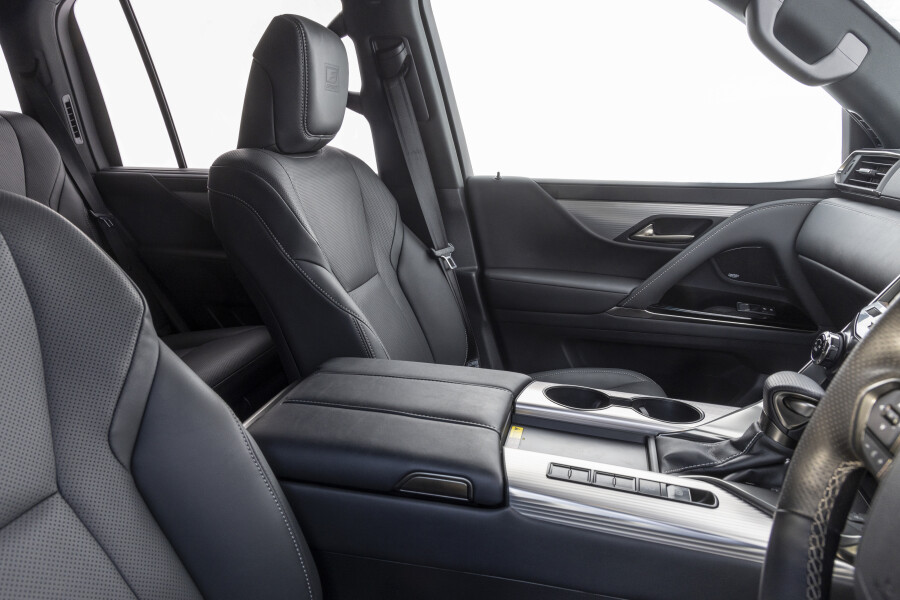 Lexus LX 600 2023