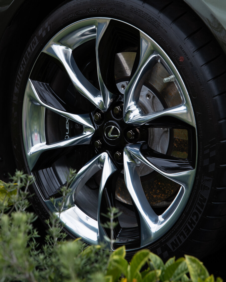 LEXUS INTRODUCES THE LC 500 HYBRID COUPE: A PERFECT BLEND OF POWER AND EFFICIENCY