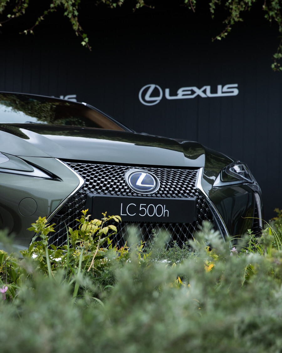 LEXUS INTRODUCES THE LC 500 HYBRID COUPE: A PERFECT BLEND OF POWER AND EFFICIENCY