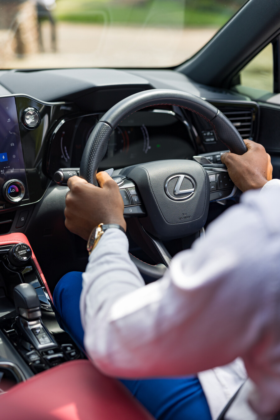 LEXUS SOUTH AFRICA WELCOMES MAPS MAPONYANE AS NEW AMBASSDOR