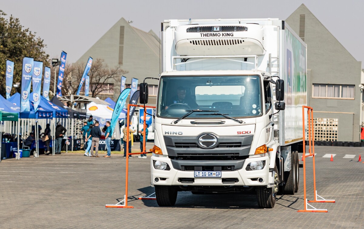 HINO PARTICIPATES IN NEW TRUCK DRIVING CONTEST