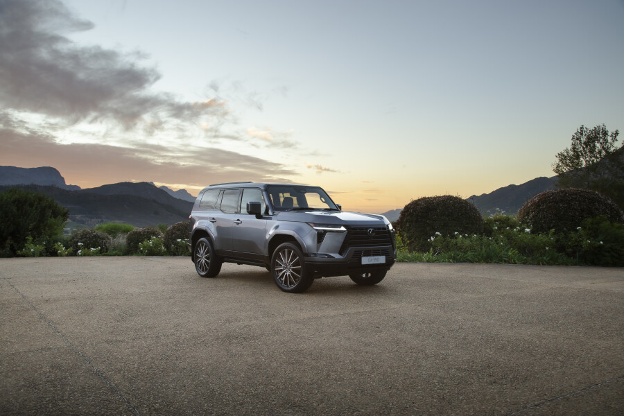 2025 Lexus GX SE