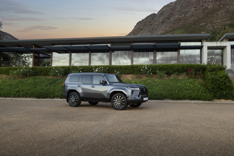 2025 Lexus GX SE