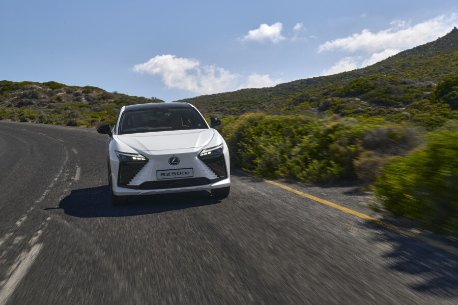 Lexus RZ 500e